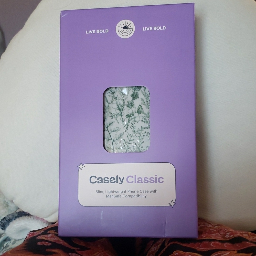 Casely Classic Phone Case with MagSafe Compatibility